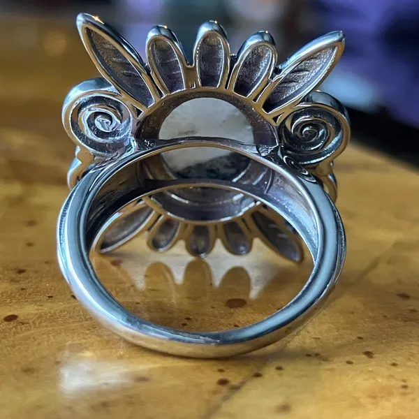 White Buffalo Turquoise Sterling Silver Feather Ring Size 7 Black - Image 5