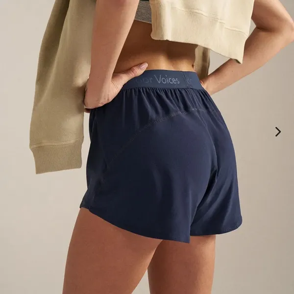Outdoor voices BLACK Relay shorts. Size Small. - Image 3