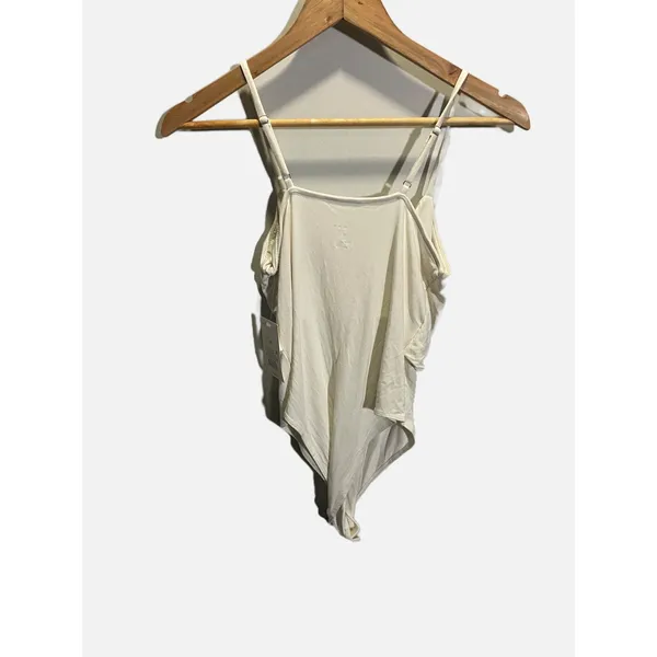 A New‎ Day Bodysuit Womens Medium Cream Twist Front Sleeveless Casual Chic - Image 5
