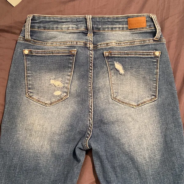 Judy Blue Distressed Skinny Jeans size 9 - Image 4