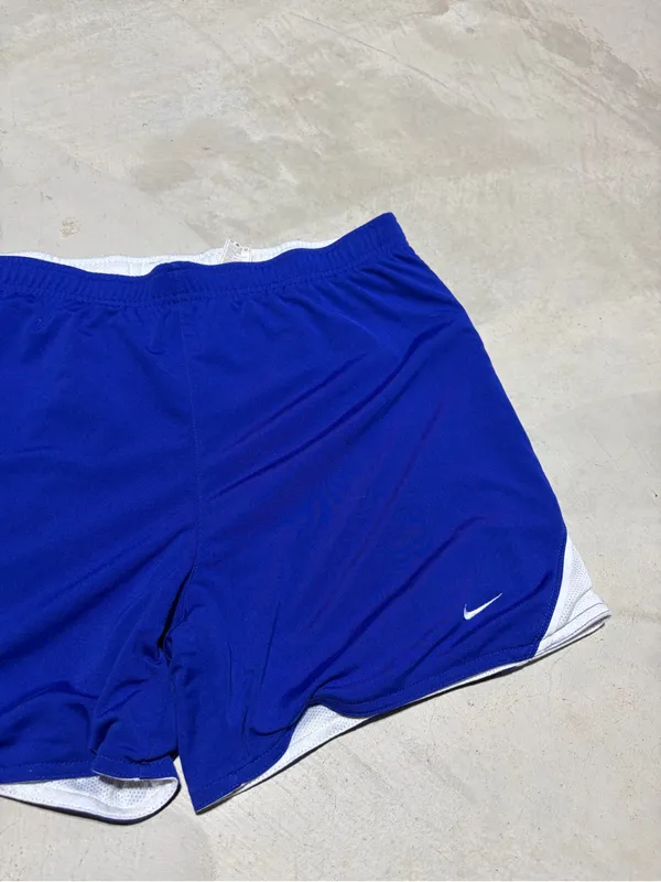 Nike y2k Women's Blue Athletic Shorts medium - Image 3