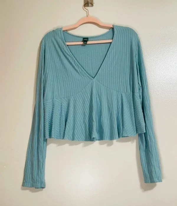 𝅺WILD Fable Loose Top - Image 6