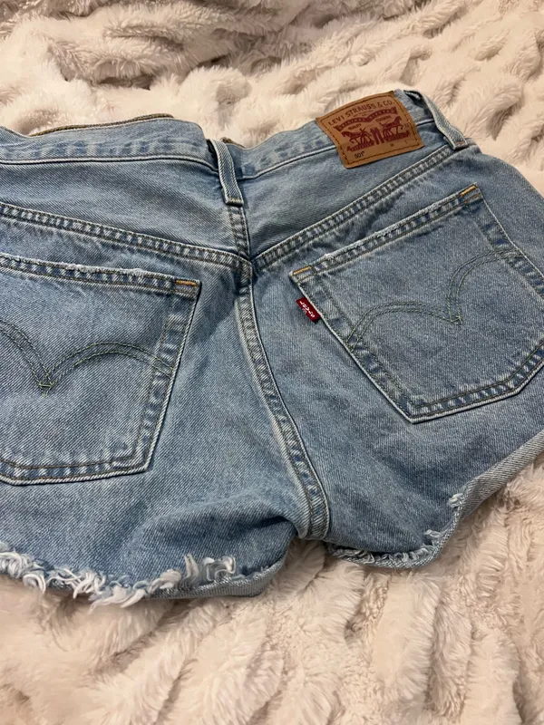 Levi’s 501 Shorts - Image 5