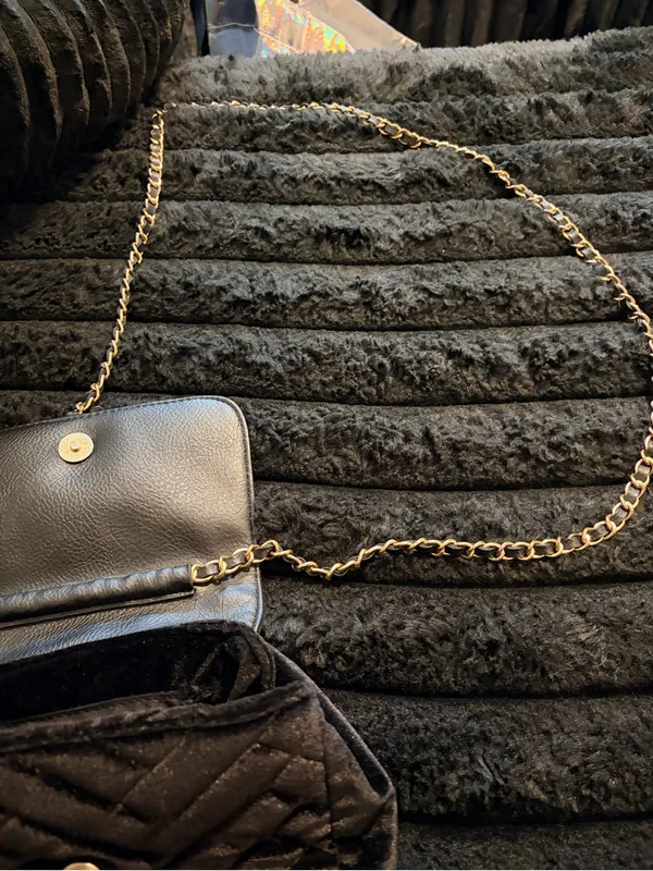 Bebe Black Quilted Velvet Crossbody Bag with Chain Strap - Image 3