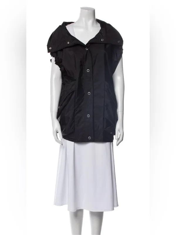 Burberry London Oversized Black Nylon Logo Drawstring Vest - Image 9
