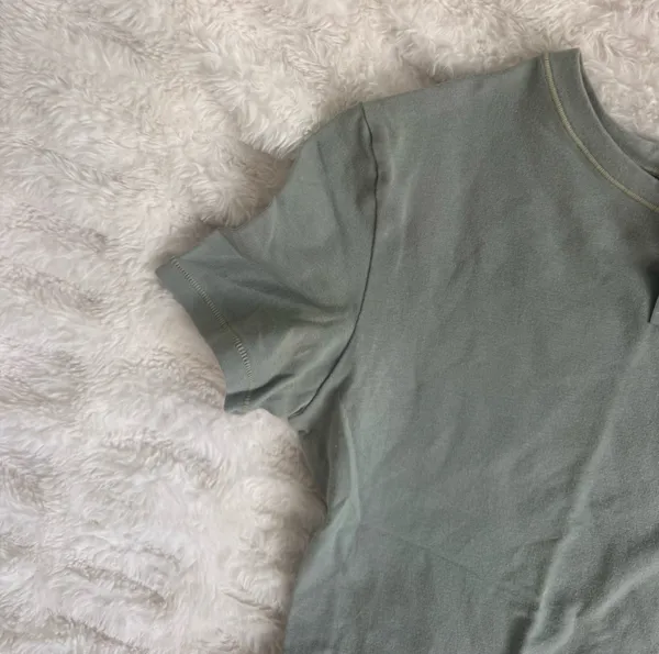 SKIMS Classic Crewneck Short Sleeve Tee - Olive - Image 3