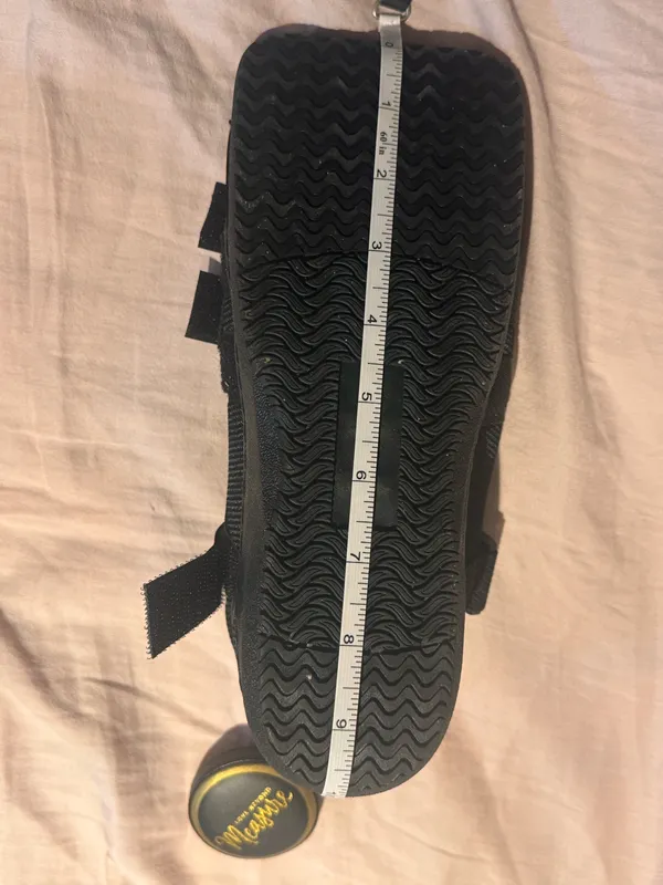 Right foot boot for sprained ankle. Never worn. New without tags. - Image 8