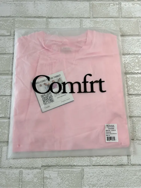 Comfrt Cloud Lounge Cherry Blossom Tshirt Size Small - Image 2