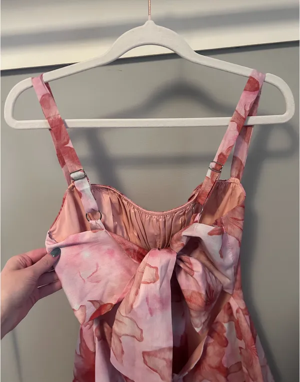 Selfie Leslie Summer/Spring Pink Floral dress - Image 8
