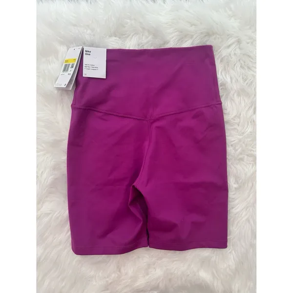 Nike Dri-FIT One High Waisted 7" Biker Shorts Size Small - Image 6