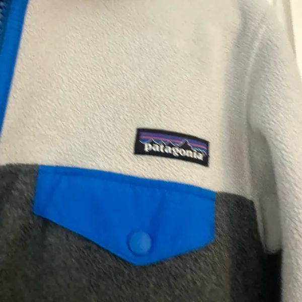 Patagonia full zip jacket cream and grey - women’s size xs - Image 2
