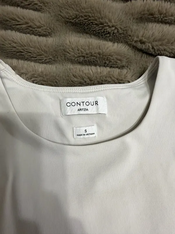 Aritzia Babaton Tank Top - Image 2