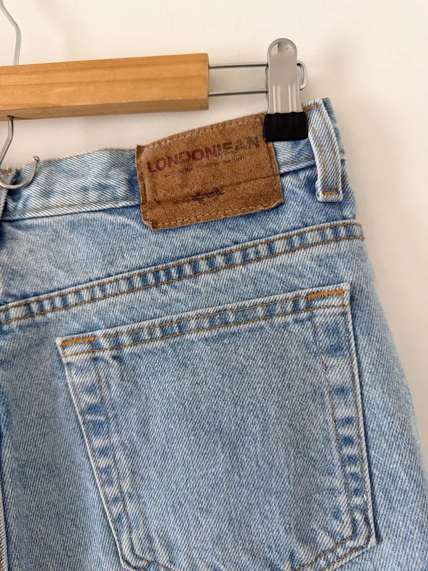 Vintage London Jean Light Wash High Waisted Jean Shorts Size 6 - Image 5