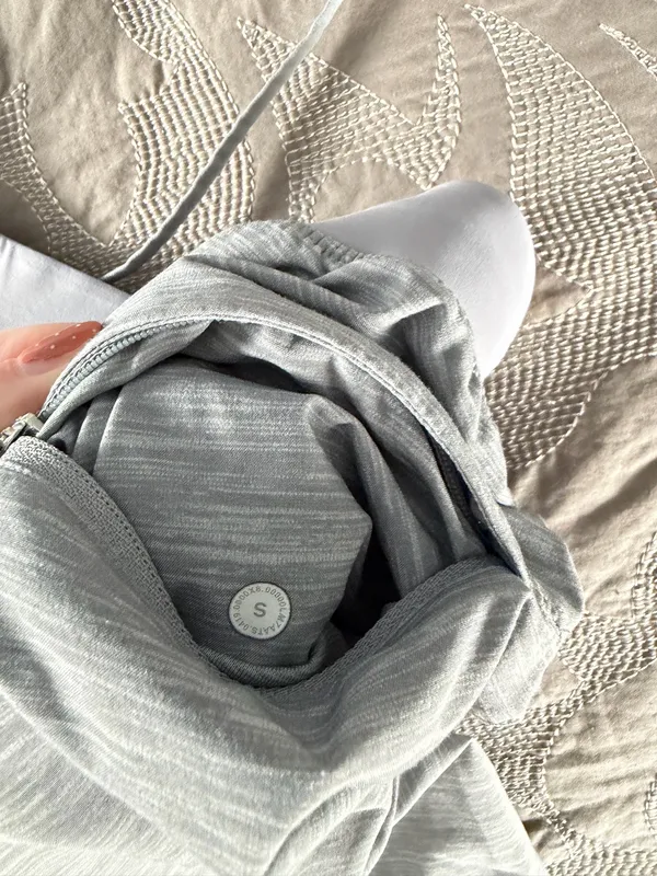 Lululemon Men’s Shorts - Image 5
