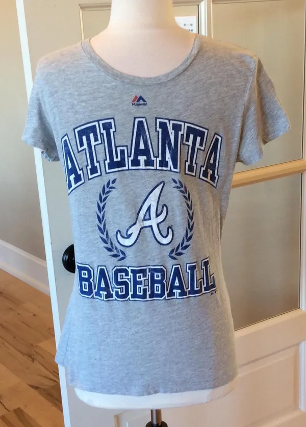 Atlanta Braves Baseball Shirt Womens M - Image 3