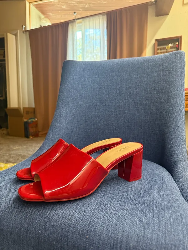Red Aerosoles heals 10 - Image 2