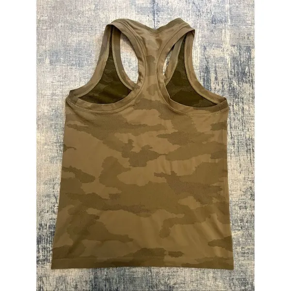 Athleta Green Momentum Seamless Camo Tank Top Women's Medium - Image 2
