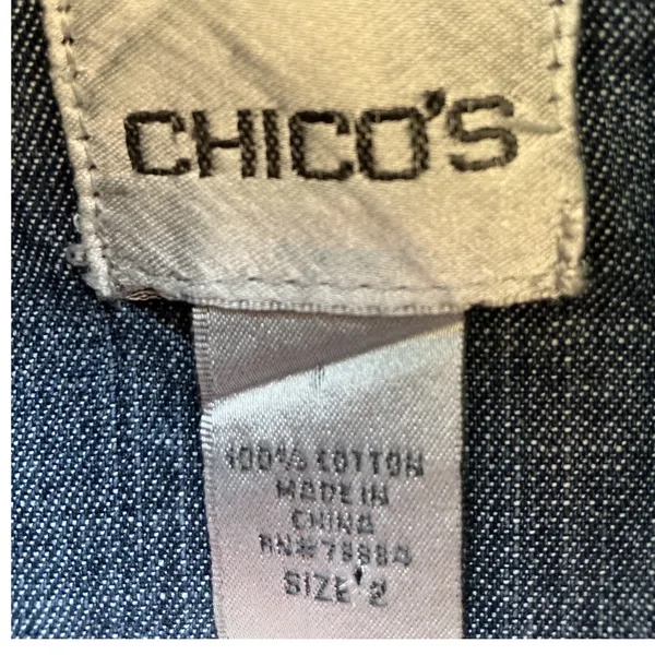 Chico's Women Blue Denim Tunic Button Down Shirt Cotton Size 2 Medium Wash L - Image 4