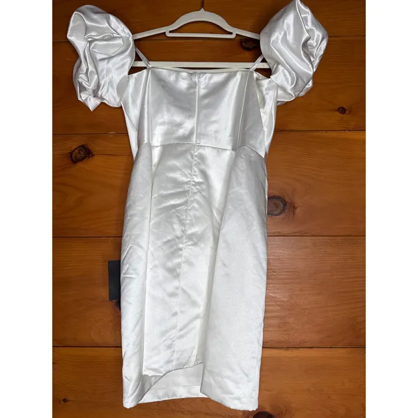 NWT Lulus Significant Sensation White Satin Off-the-Shoulder Mini Dress Party M - Image 5