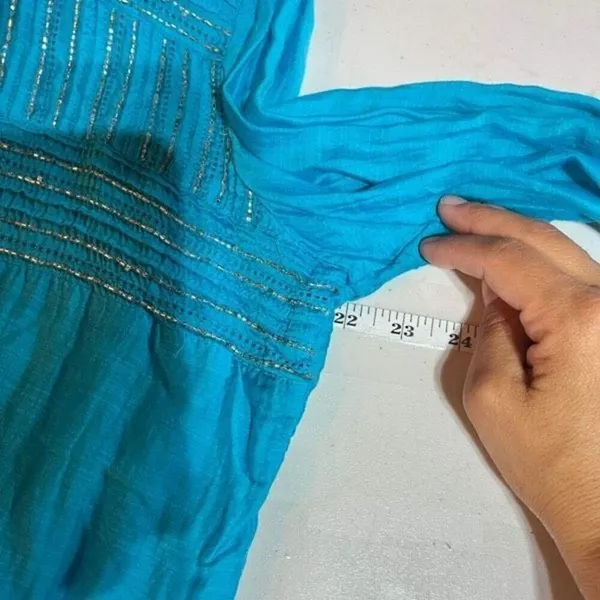 Chico’s Women's Pin Tuck Silver‎ Sequin Roll Tab Sleeves Blouse Turquoise large - Image 7