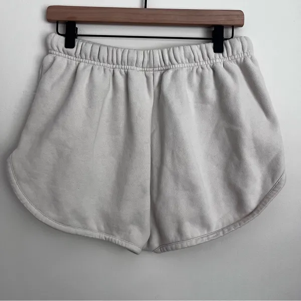 Fear of God ESSENTIALS Women's Beach Short elastic waist L - Image 3