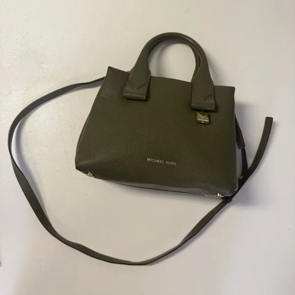 Michael Kors Rollins Satchel Green Pebbled Leather Tote Cross Body - Image 8
