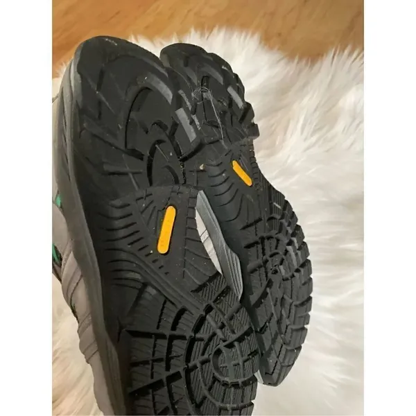 Hiking sneakers shoes size 8 - Image 3
