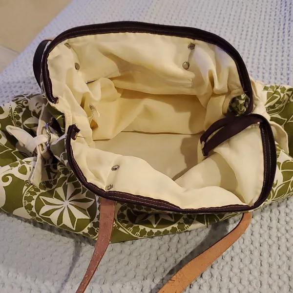 Adorable Green and Cream Cloth Bag (#8) - Image 3