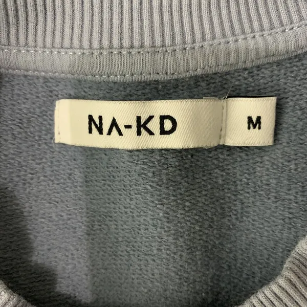 NA KD Blue Sweatshirt Medium Minimalist Pullover Crewneck‎ Cozy - Image 5