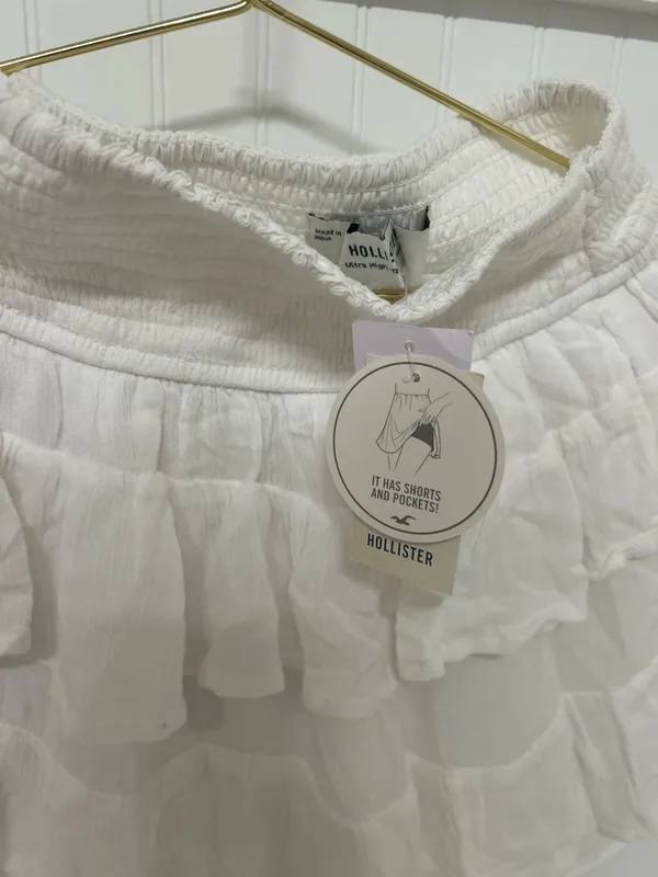 Hollister Mini Skirt Ruffled Tiered Built in Shorts - Image 2