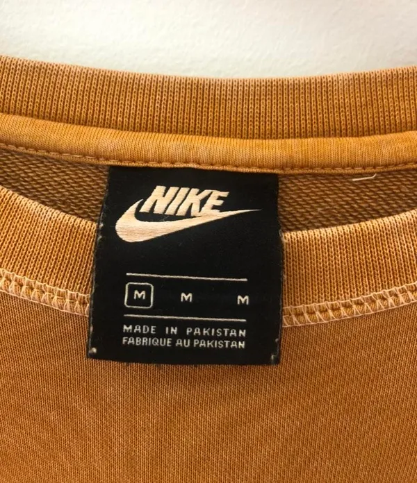 Vintage Sweatshirt - Image 3