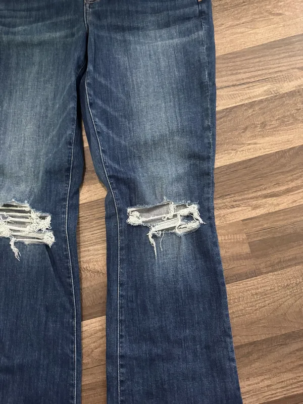 American Eagle Jeans - Image 2