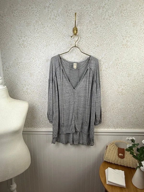 We The Free Gray Oversized Just A Henley Front Tie Top - Size - Medium - Image 2