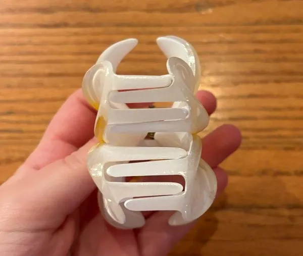 Daisy hair clip - Image 2
