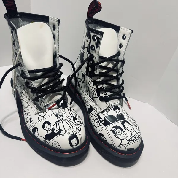 Doc Dr Martens Air Wair Lace Up Combat Boots White Women's 5 NWT Fuluki Kanai - Image 2