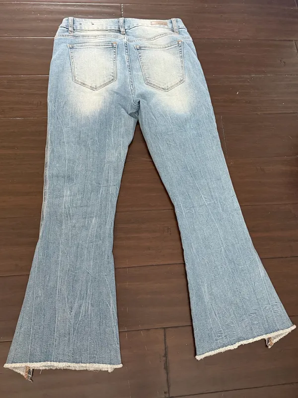 Miss Me Cropped Flare Diatressed Blue Jeans with Raw Hem 27 - Image 7