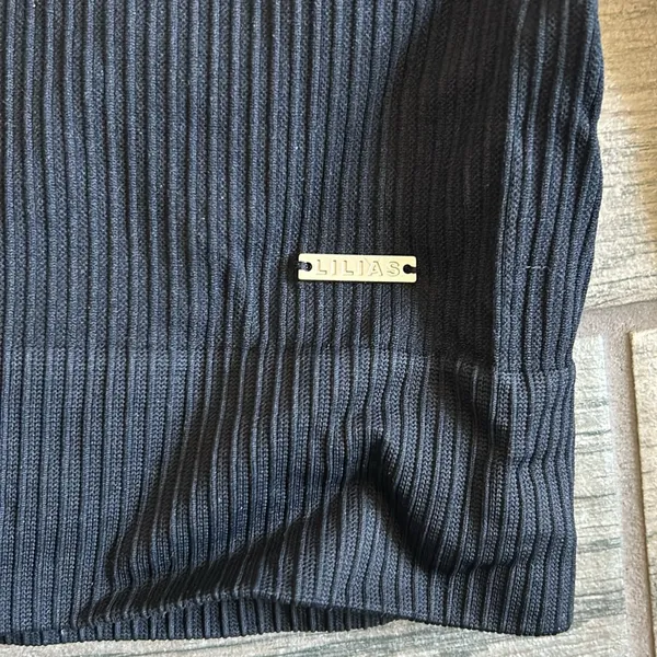 Lilias active long sleeve top Black - Image 3