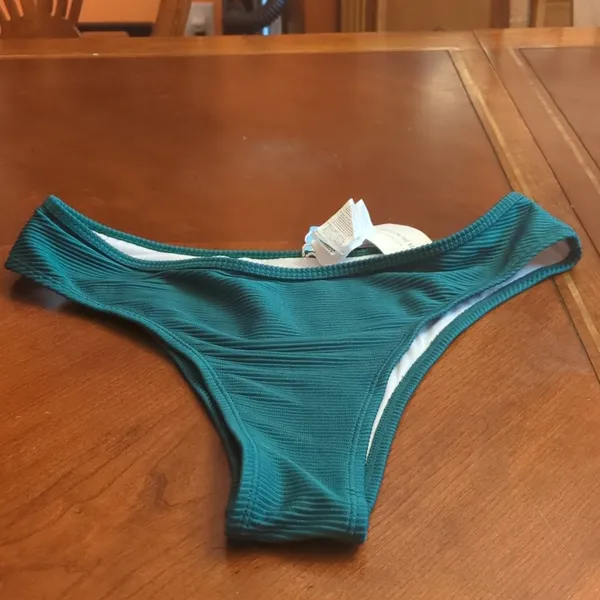 Cupshe Emerald Green Ribbed Bikini Size Large - Image 3