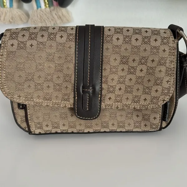 Liz Claiborne Villager Tan purse NWOT - Image 6