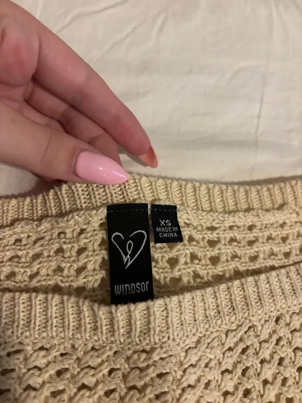 Windsor Crochet Knit Off-Shoulder Top - Image 4