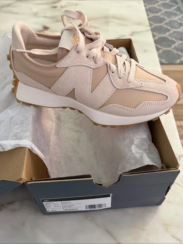 New Balance Beige and White Women's Athletic Sneakers - Image 7