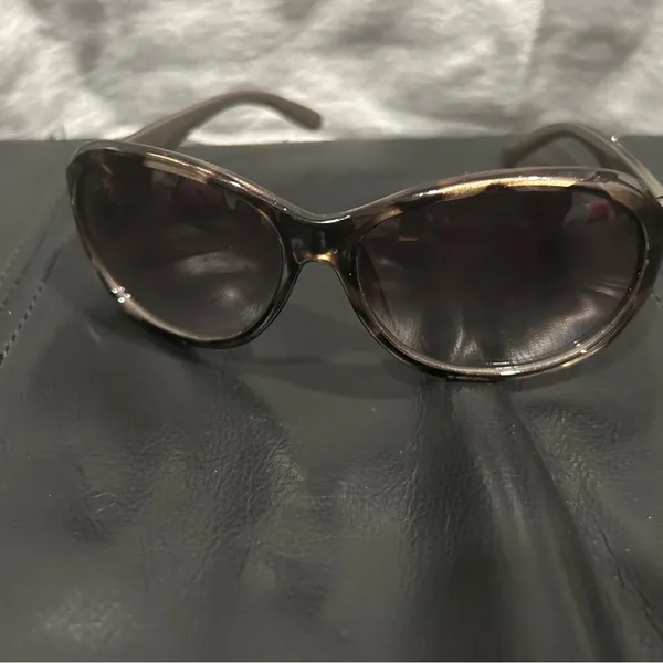 Nine West Brown Tortoise Eyewear Frame - Image 2