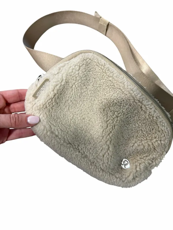 lululemon athletica Cream Sherpa Crossbody Belt Bag - Image 2