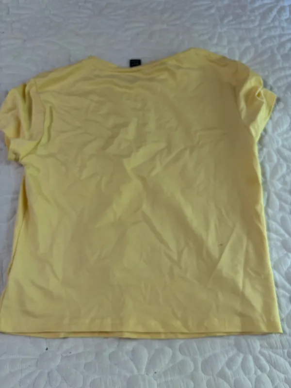 I heart crying cropped t shirt Yellow Size XS - Image 3