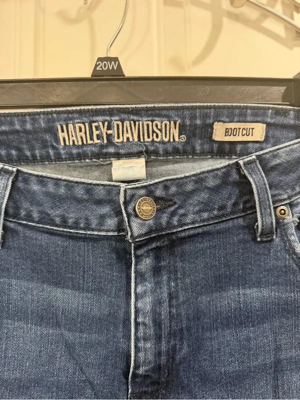 Harley-Davidson Women’s Blue Denim Bootcut Jeans Size 33 Petite - Image 2