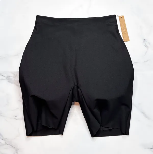 NWT Skims Body Butt Enhancing Padded Shorts - Image 2