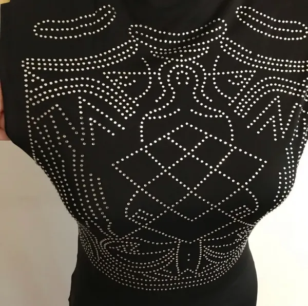 Size Large Long Rhinestone black sleeveless dress - Image 5