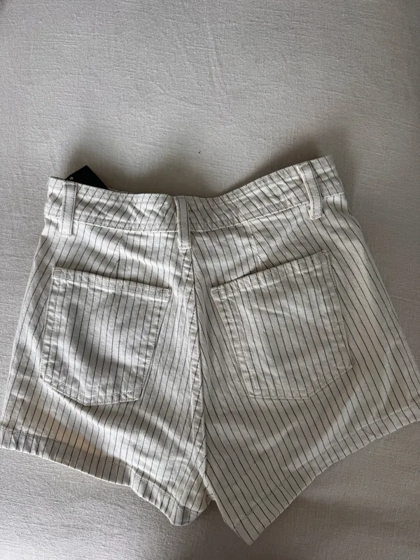 Striped Jean shorts Gray Size 4 - Image 2