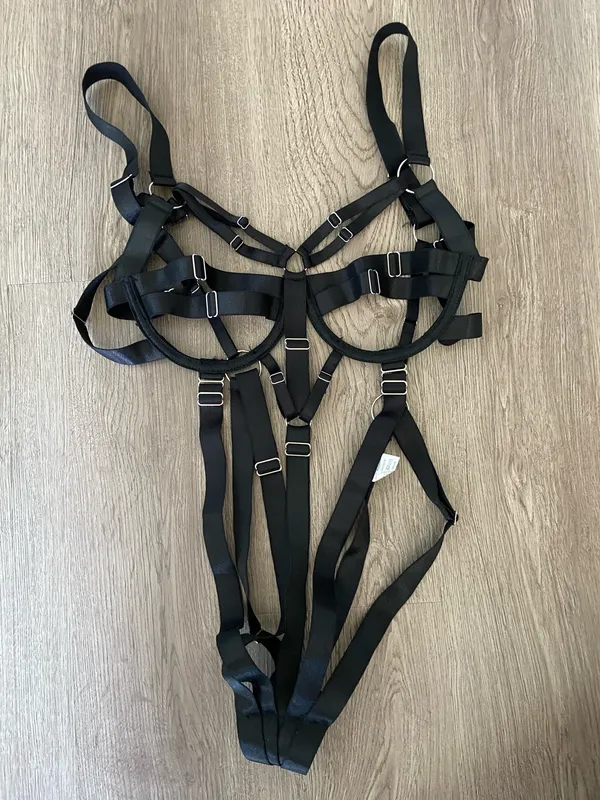 SheIn Blck Bondage Lingerie - Image 4