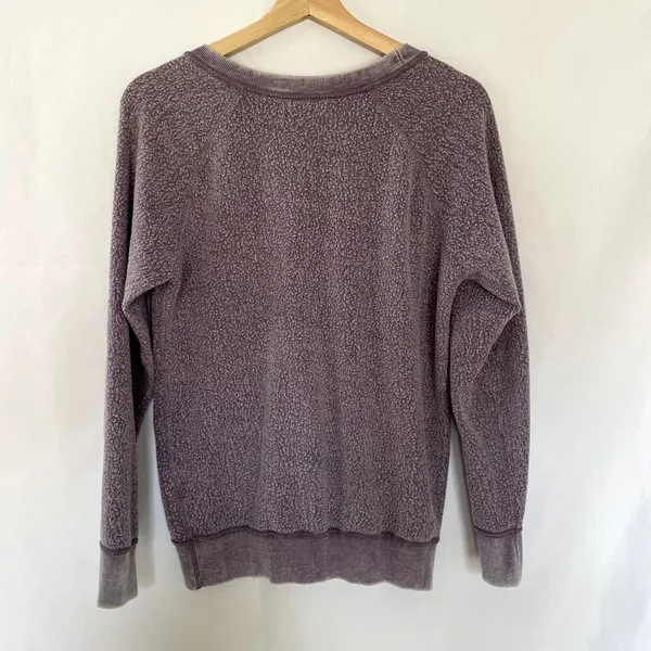 University of Northwestern purple fleece crewneck sweater women's‎ size medium - Image 4